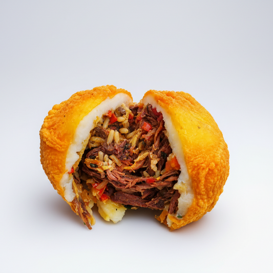 PAPA RELLENA DE HUEVO (BIG STUFFED POTATO)